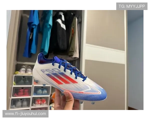 F50足球鞋大货版本全面评测与购买指南，助你提升场上表现